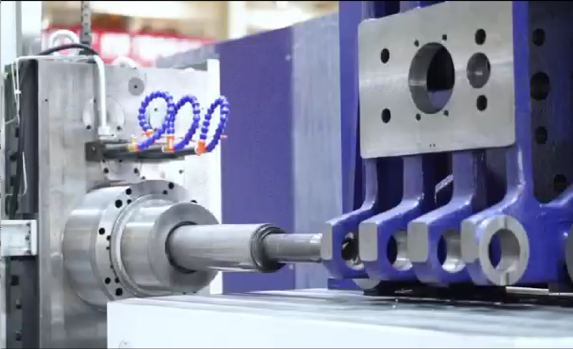 SMTCL 5 軸 横軸 CNC 掘削機 PBC130rp 重量 掘削機 掘削機