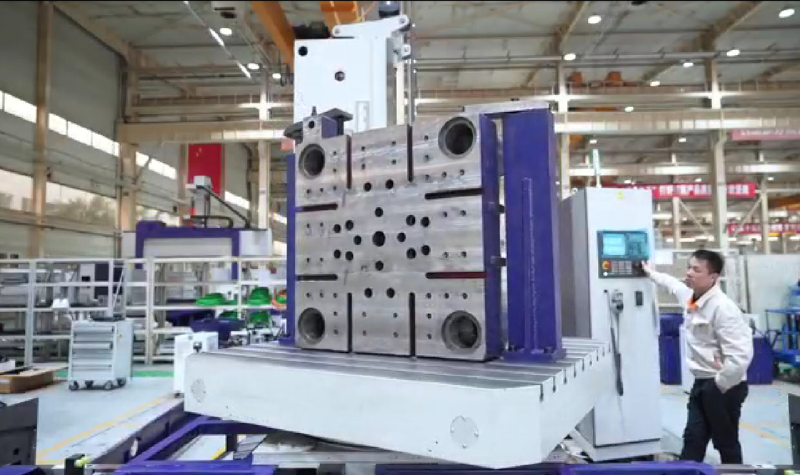 SMTCL 5 軸 横軸 CNC 掘削機 PBC130rp 重量 掘削機 掘削機