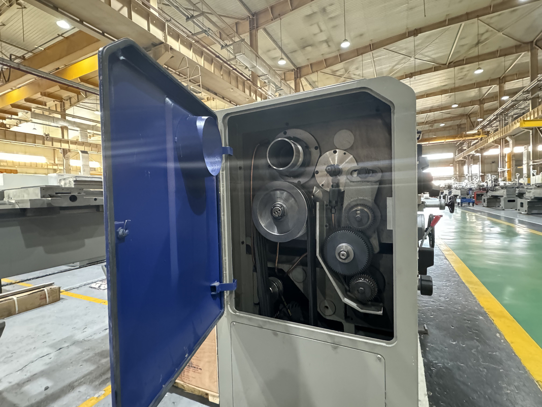 SMTCL横回 lathes CW6163B メタルマニュアル lathes 1000mm スピンドルボア 104 重作業マニュアル lathes