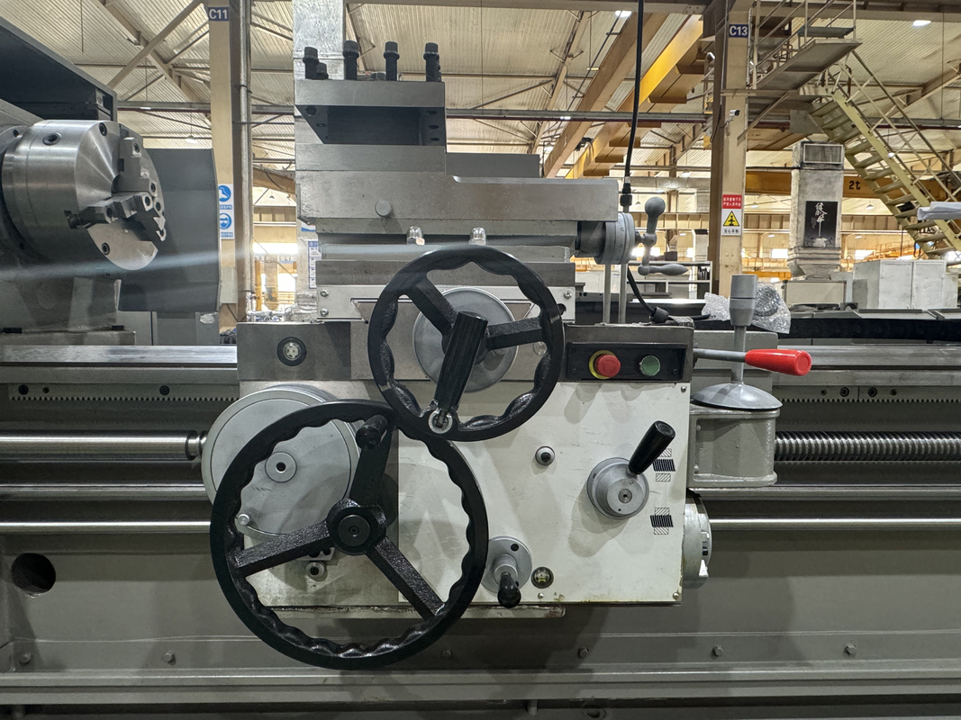 SMTCL横回 lathes CW6163B メタルマニュアル lathes 1000mm スピンドルボア 104 重作業マニュアル lathes