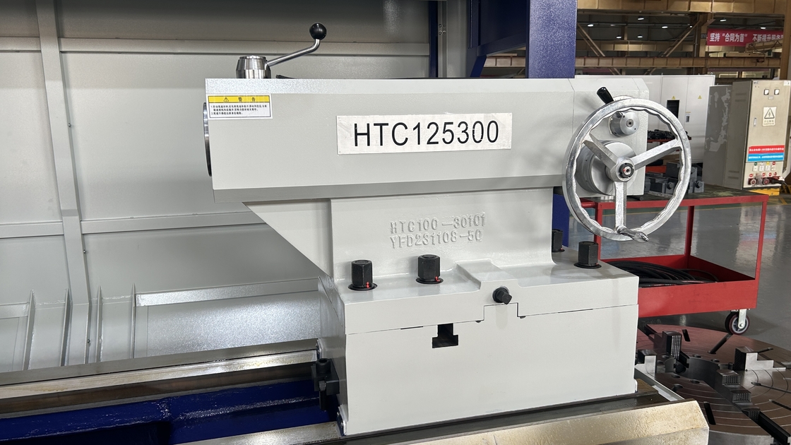 SMTCL重型CNCフラットベッドCNCターンHTC125150 スピンドルボールの直径130mm 大型CNCターン
