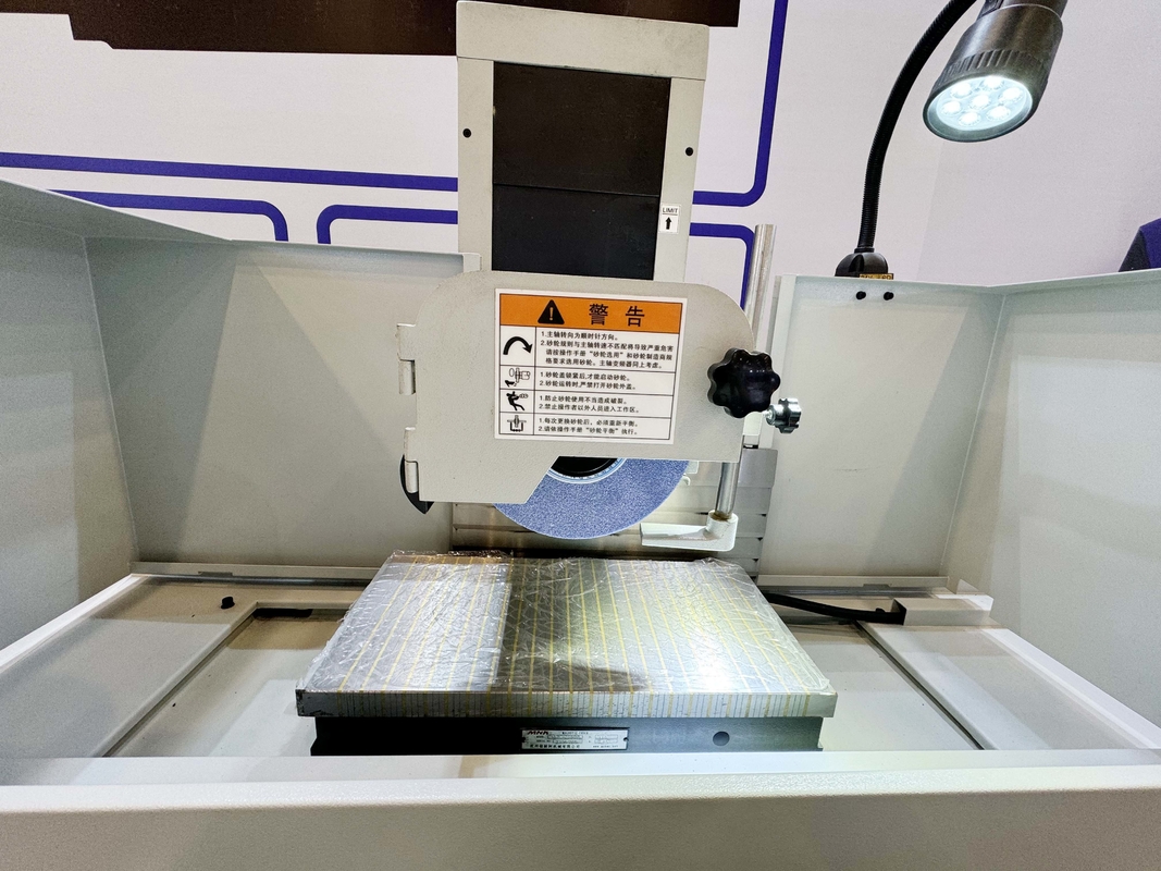 サドル表面磨き機 HDM-6030 AHR/AHD/MSI プログラム制御 サドル移動表面磨き機