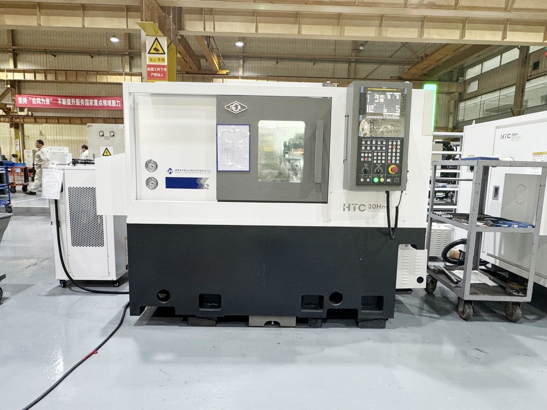 横軸 CNC ターニング センター HTC30Hm BMT55 12 ステーション パワー ターレット セルボ 尾根 ターニング センター Y 軸