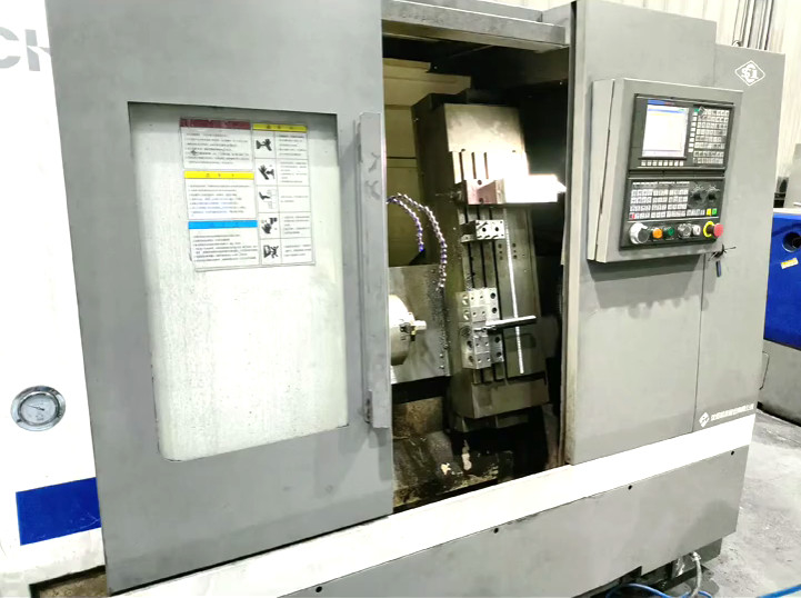 ギャング ツール 斜面 ベッド CNC ターネス 機械 CHK46 自動 ギャング タイプ ターネス 機械 バール フィーダー
