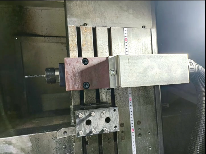 CNC lathes CHK46 ギャングタイプ ツール ポスト 精密切断 斜面 ベッド CNC ターニング  lathes 機械