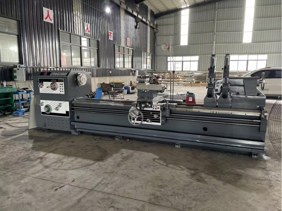 精密重量CNC lathes for large diameter turning work CQW61110F エンジン lathes 精密重量CNC lathes 大直径のターニング作業のための機械 lathes