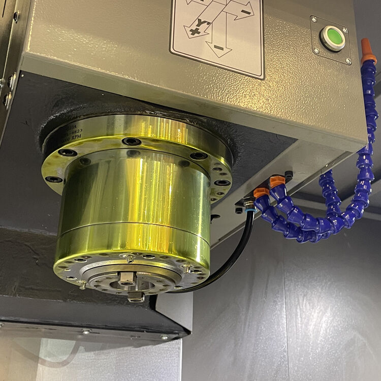 SMTCL ベストセラー製品 FANUC 10000rpm VMC850Q-A 4軸垂直加工センター